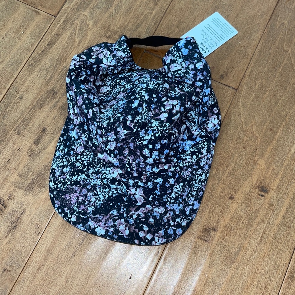 Lululemon ponytail hat